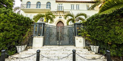 Versace Mansion: 20 Amazing Facts About Gianni Versace's 